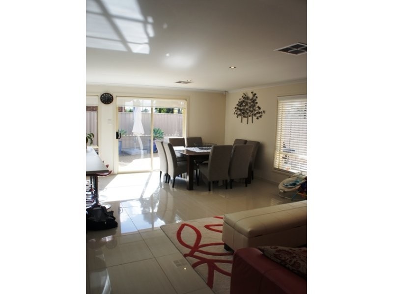 27 Gilles Crescent, Hillcrest SA 5086