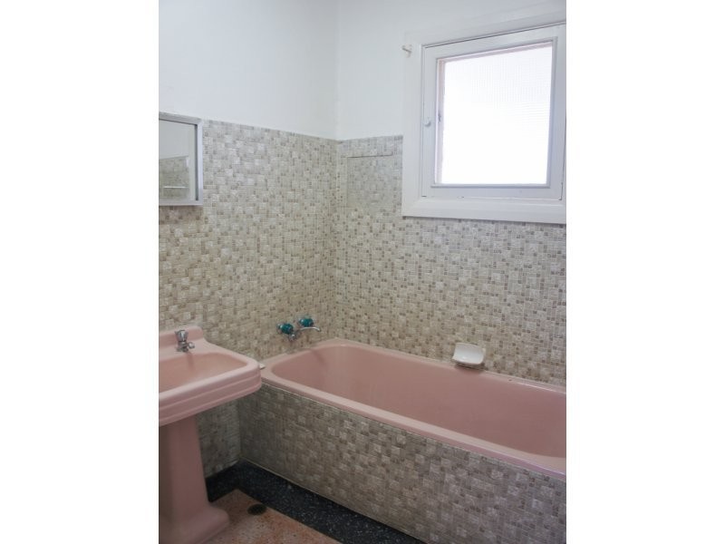 16 Sarnia Avenue, Clearview SA 5085