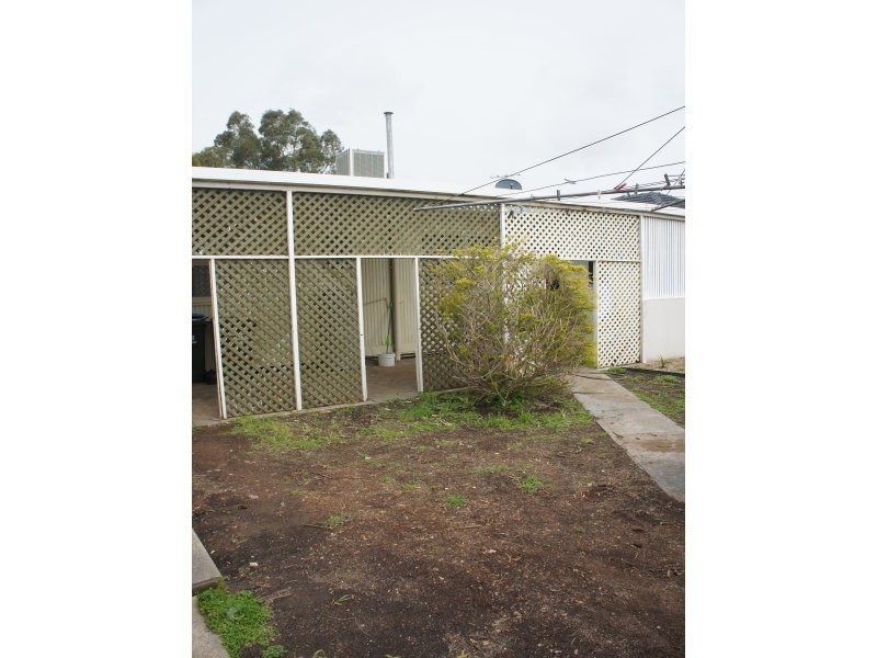 16 Sarnia Avenue, Clearview SA 5085