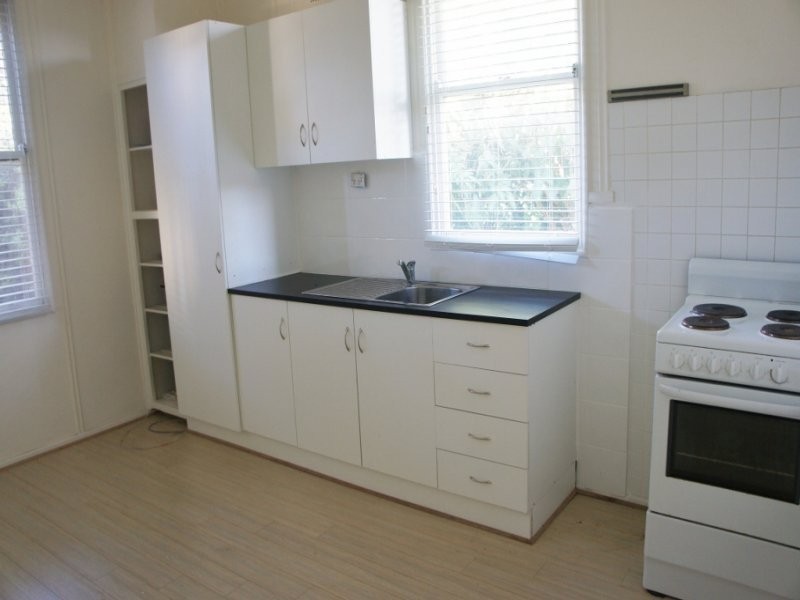 27 Melrose Avenue, Clearview SA 5085