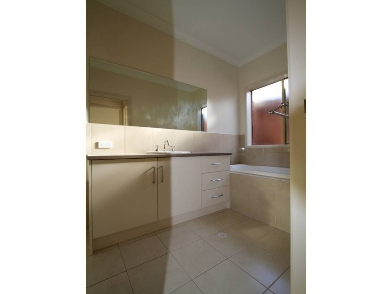 8 Ashbrook Rise, Golden Grove SA 5125