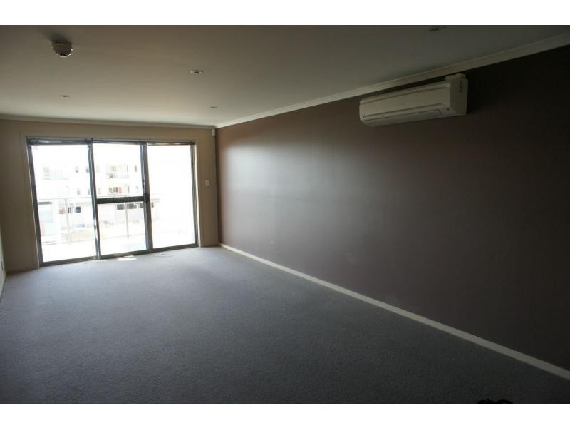 Unit 29/5 Goodall Parade, Mawson Lakes SA 5095