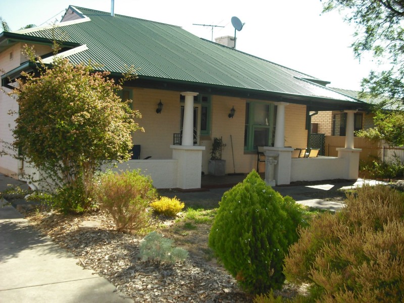 21 Royal Avenue, Pooraka SA 5095