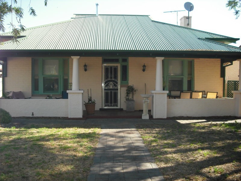 21 Royal Avenue, Pooraka SA 5095