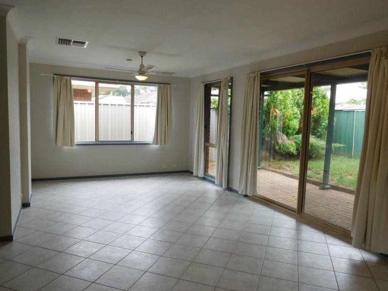 43 Attingham Crescent, Oakden SA 5086