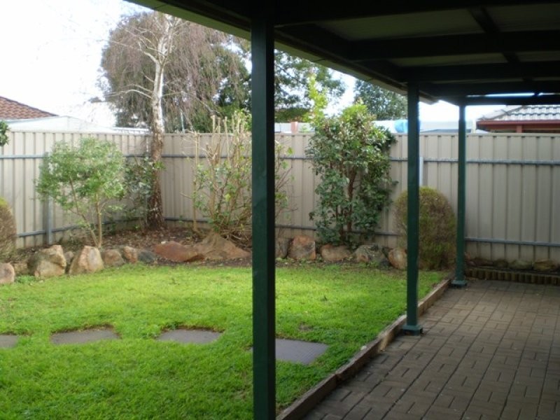 43 Attingham Crescent, Oakden SA 5086