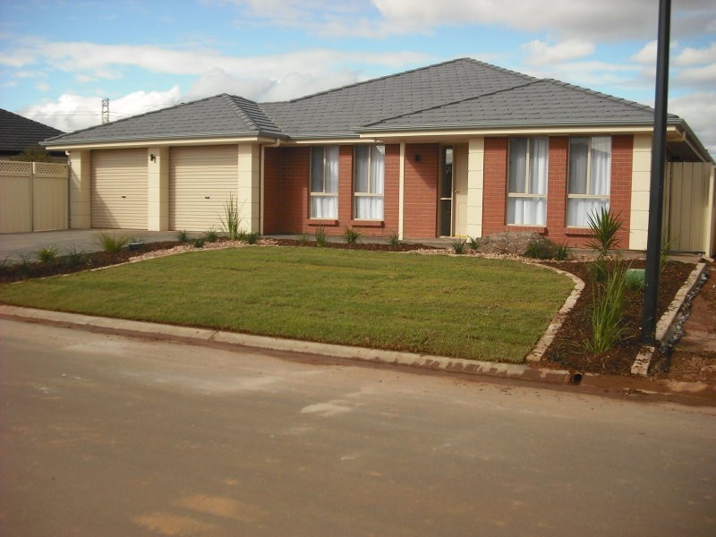 4 Field Street, Parafield Gardens SA 5107
