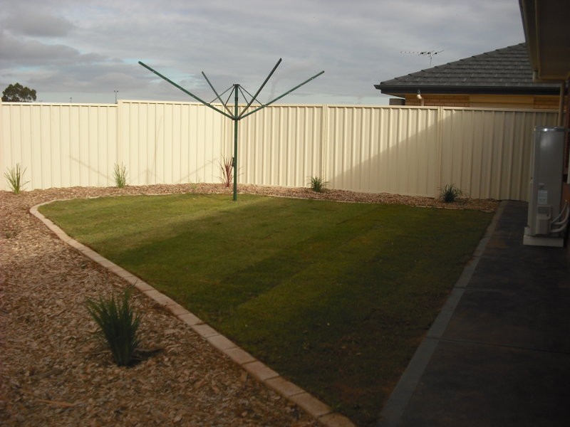 4 Field Street, Parafield Gardens SA 5107
