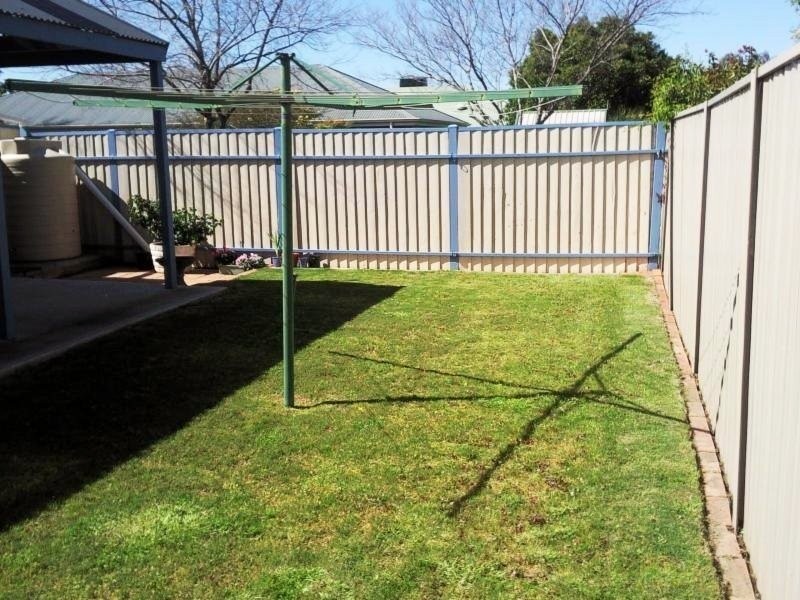 11 Hanbury Court, Oakden SA 5086