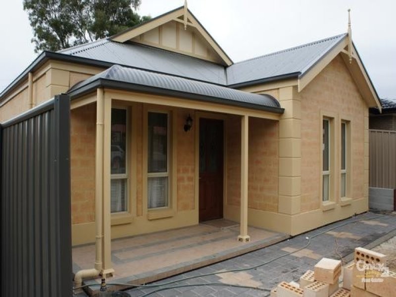 12 Melrose Avenue, Clearview SA 5085