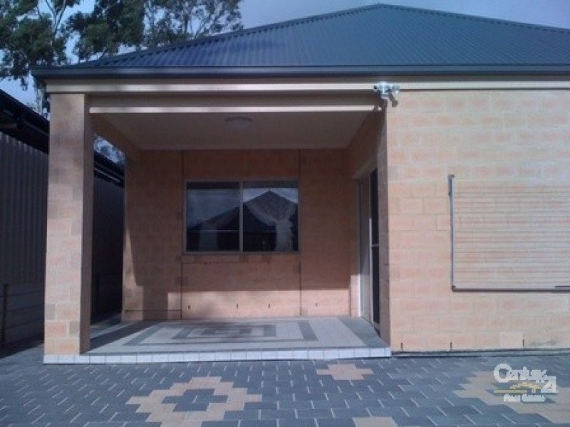 12 Melrose Avenue, Clearview SA 5085