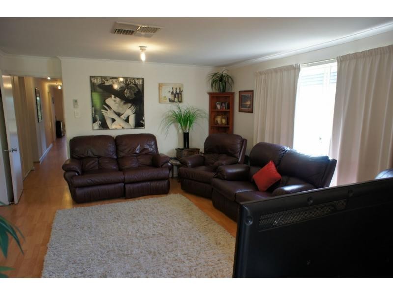 27 Creekview Drive, Walkley Heights SA 5098