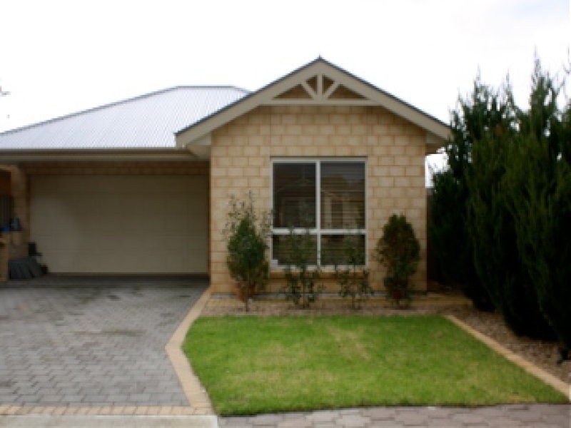 16A Leander Crescent, Greenacres SA 5086