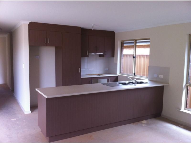 183 Newton Boulevard, Munno Para West SA 5115