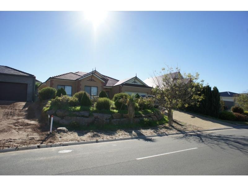 13 Falcon Drive, Hewett SA 5118