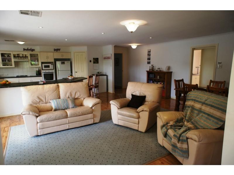 29 Parkway Avenue, Walkley Heights SA 5098