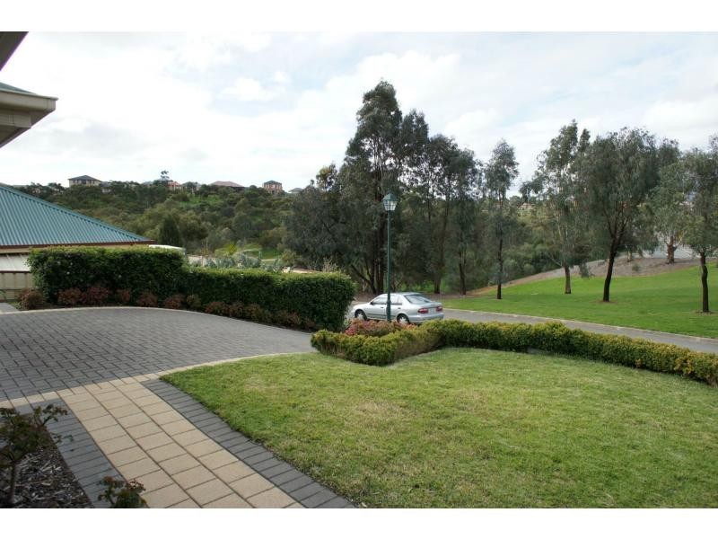 29 Parkway Avenue, Walkley Heights SA 5098