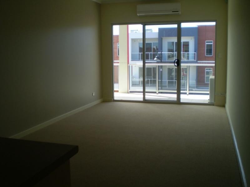 Unit 13/21-25 Goodall Parade, Mawson Lakes SA 5095