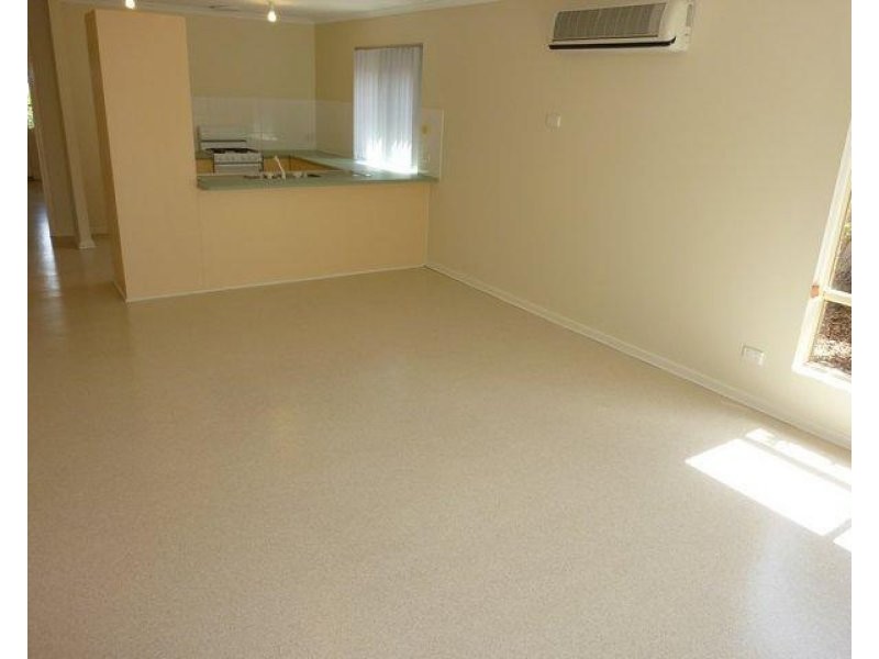 4 Victoria Drive, Oakden SA 5086