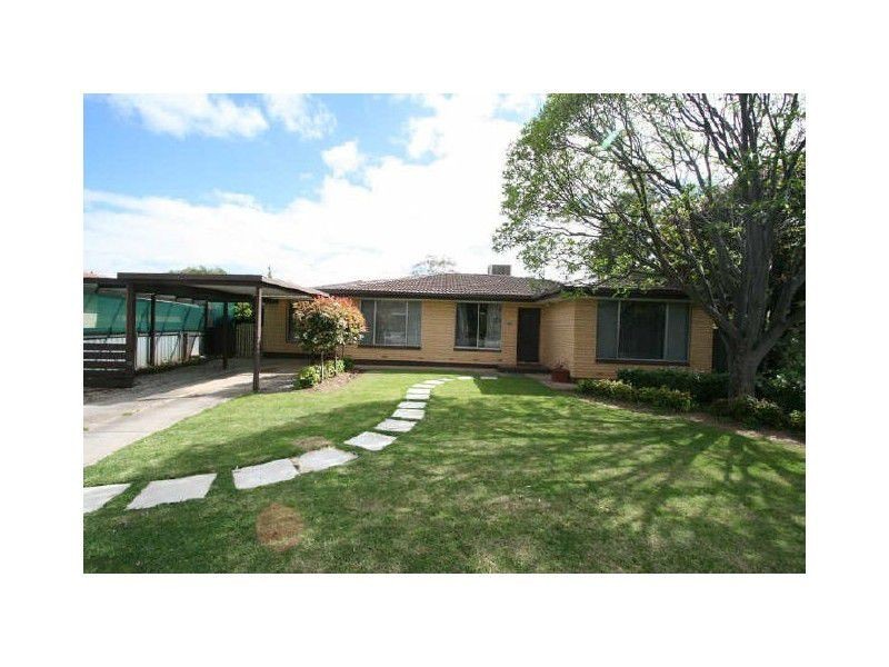 32 Karingal Cresent, Salisbury Park SA 5109