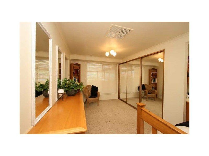 32 Karingal Cresent, Salisbury Park SA 5109