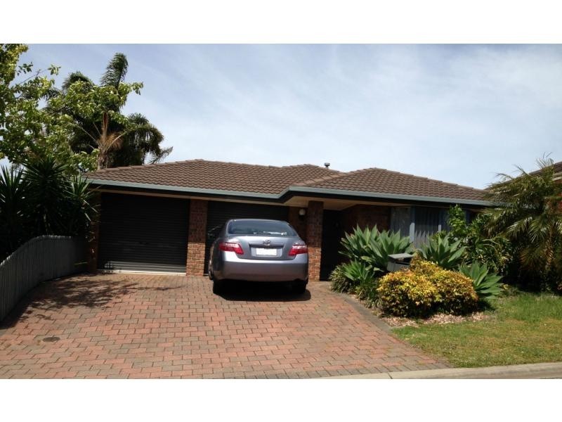 8 Gilchrist Avenue, Greenwith SA 5125