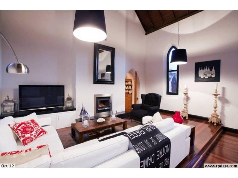 8 Horn Street, Houghton SA 5131