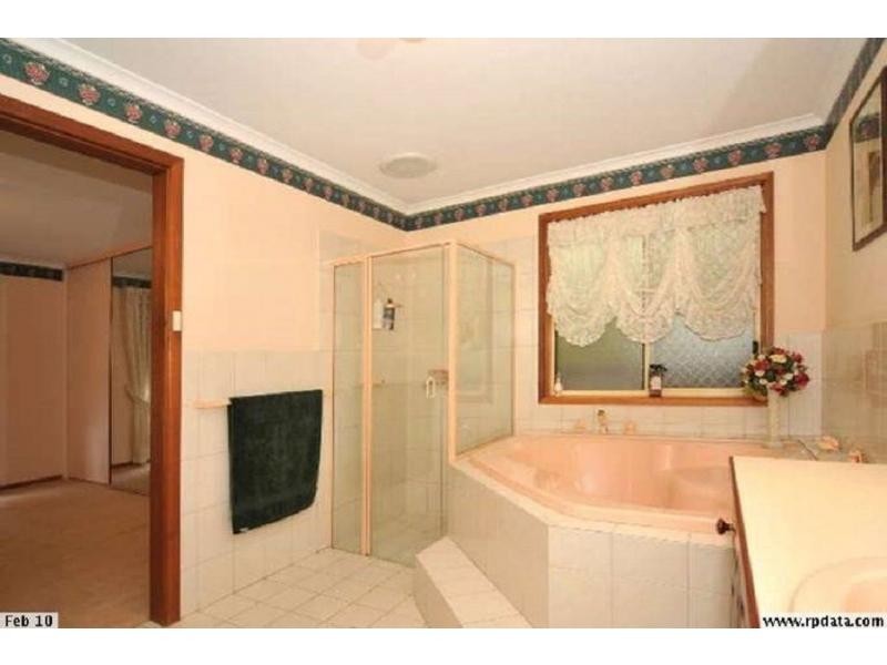 18 Bernacchi Court, Greenwith SA 5125