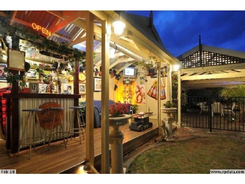 18 Bernacchi Court, Greenwith SA 5125