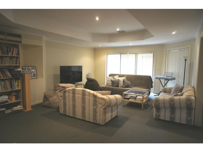 13 Falcon Drive, Hewett SA 5118