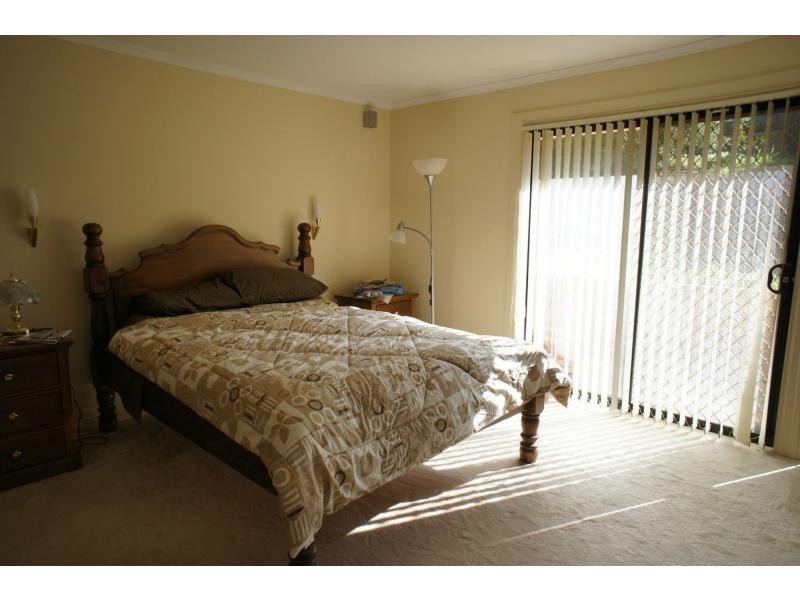 13 Falcon Drive, Hewett SA 5118