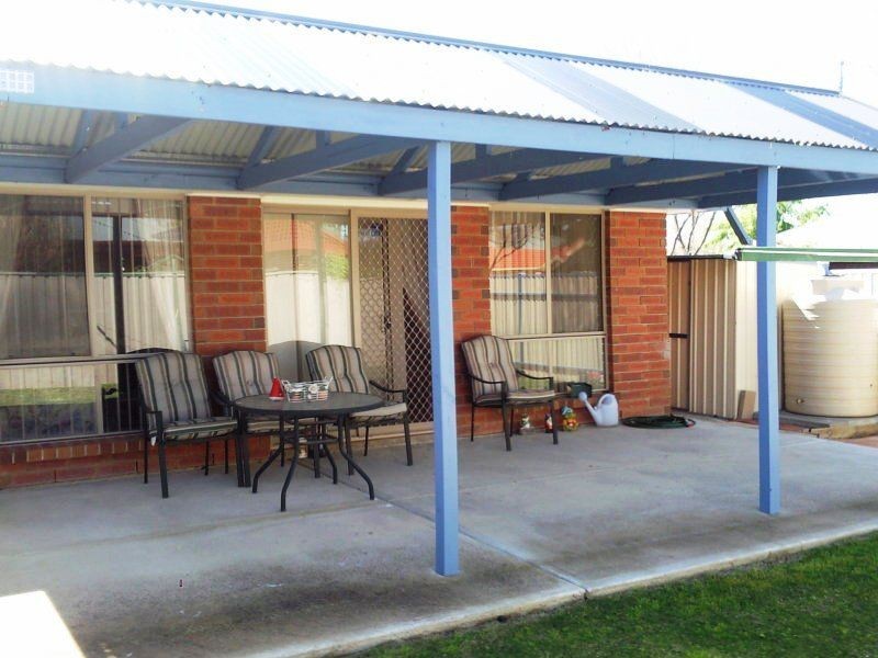 11 Hanbury Court, Oakden SA 5086