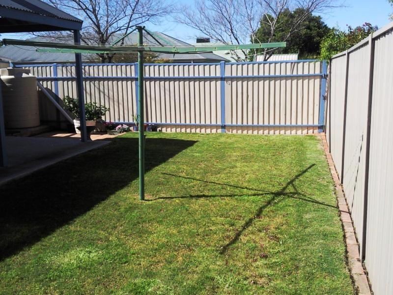 11 Hanbury Court, Oakden SA 5086