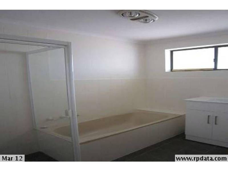 21 Bond Avenue, Burton SA 5110