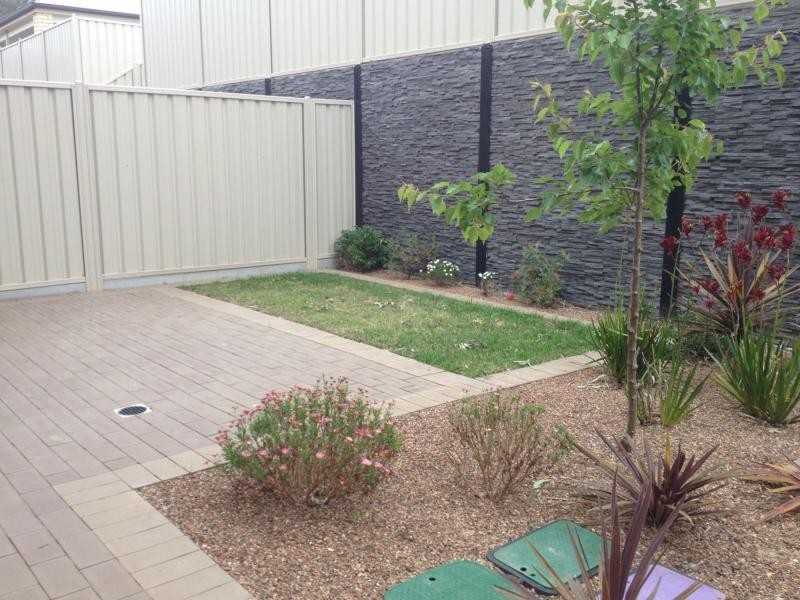 5/10 Settlers Hill , Settlers Hill Drive, Golden Grove SA 5125