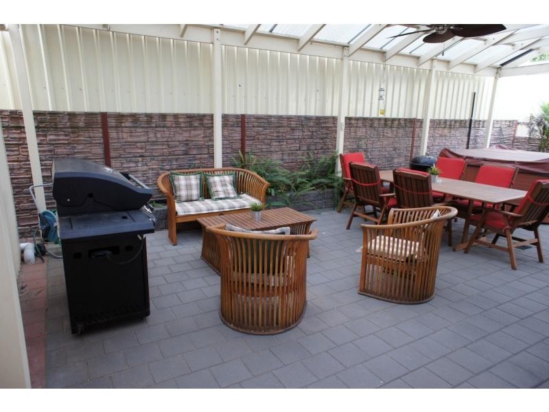 30 Sunset Circuit, Walkley Heights SA 5098