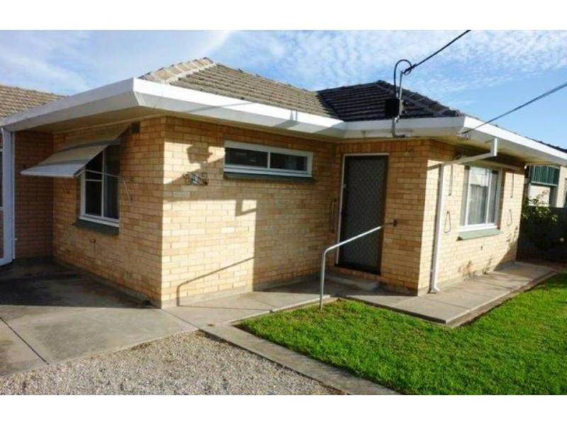 11 Ayerdale Avenue, Clearview SA 5085