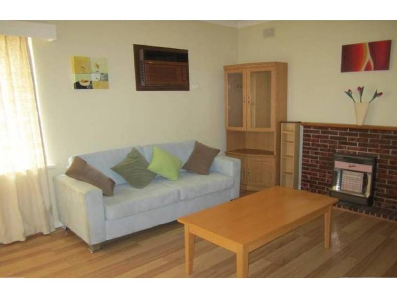 11 Ayerdale Avenue, Clearview SA 5085