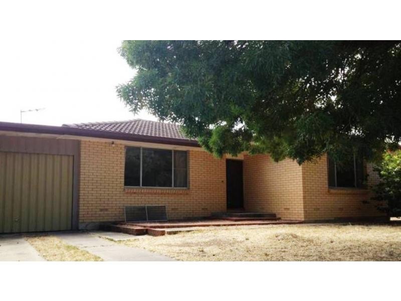 4 Harkness Avenue, Modbury SA 5092