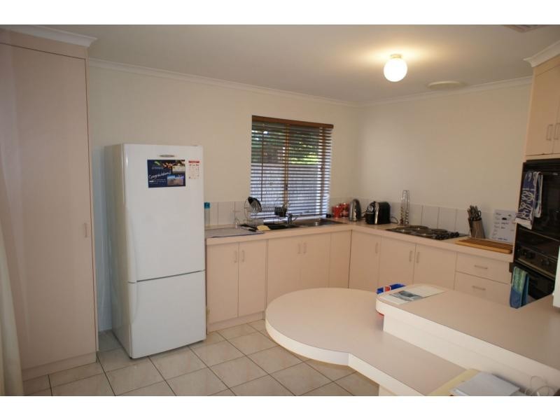 5 Canada Court, North Haven SA 5018