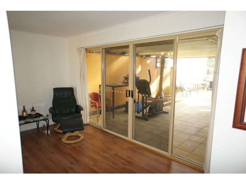 5 Canada Court, North Haven SA 5018