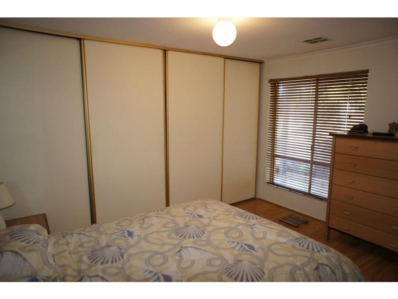 5 Canada Court, North Haven SA 5018