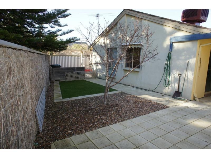 5 Canada Court, North Haven SA 5018