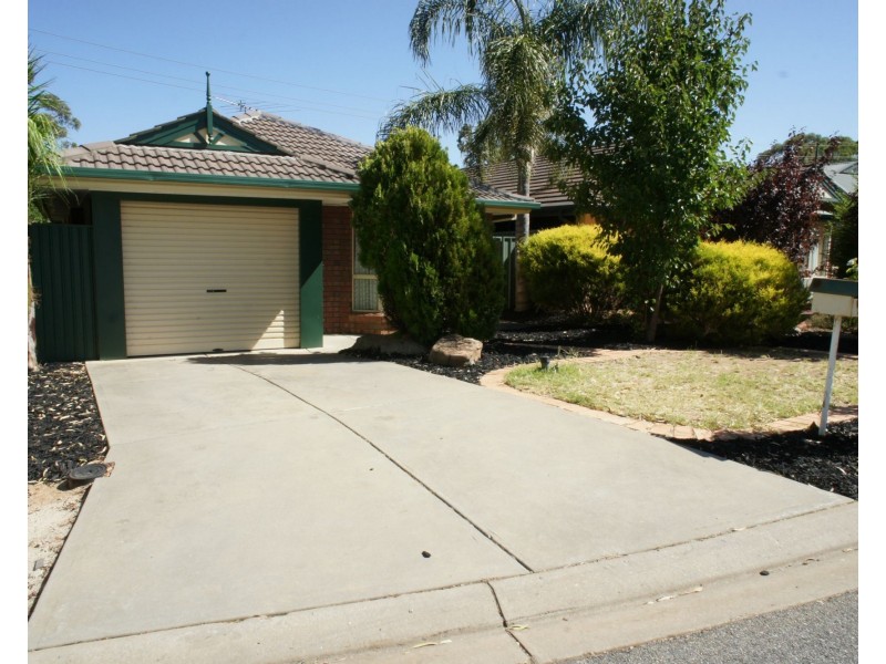 6 Chesterfield Walk St, Hillbank SA 5112