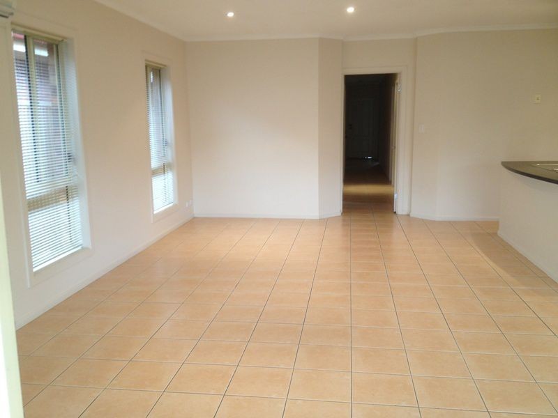 31 Leander Crescent, Greenacres SA 5086