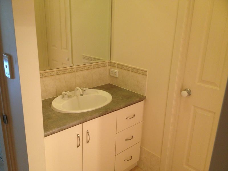 31 Leander Crescent, Greenacres SA 5086