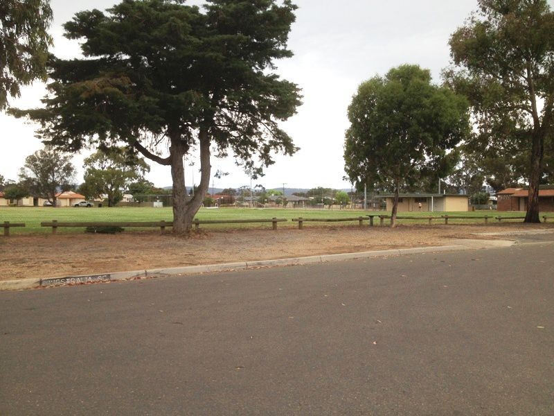 31 Leander Crescent, Greenacres SA 5086