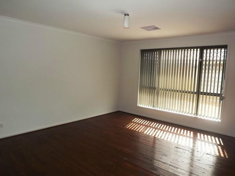 15 Oxford Drive, Andrews Farm SA 5114