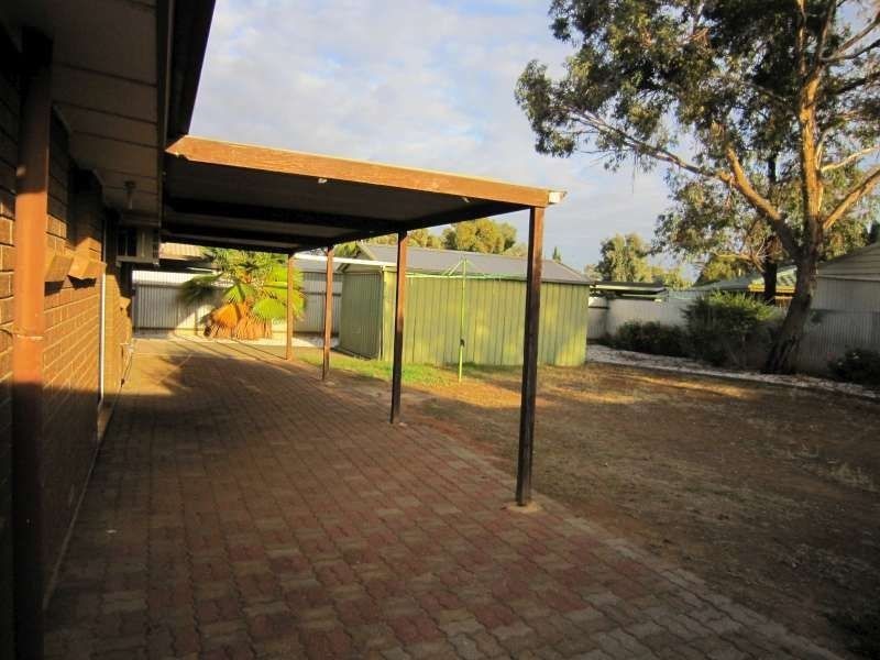 29 Kensington Way North, Burton SA 5110