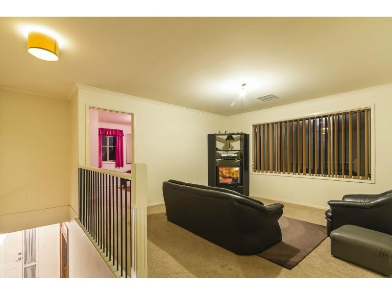 71 Flinders Road, Hillcrest SA 5086